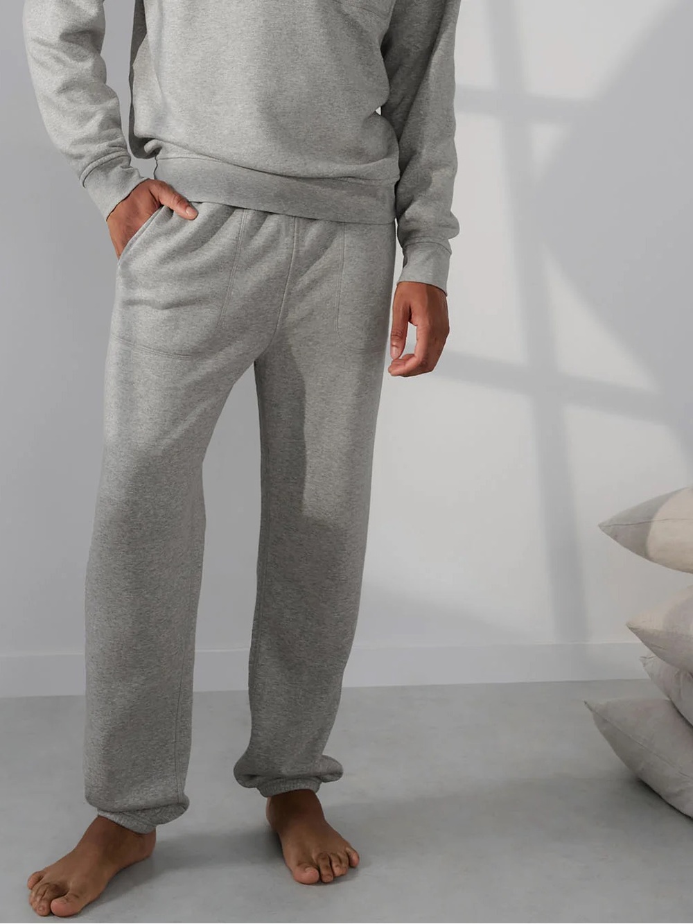 lunya Men's Silksweats™ Midweight Reversible Jogger in Grey